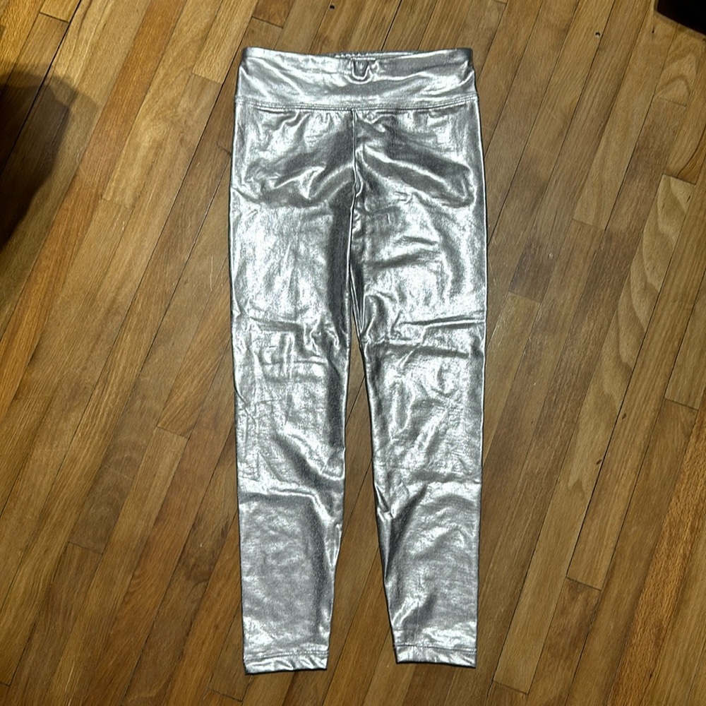 NWOT SILVER LEGGINGS